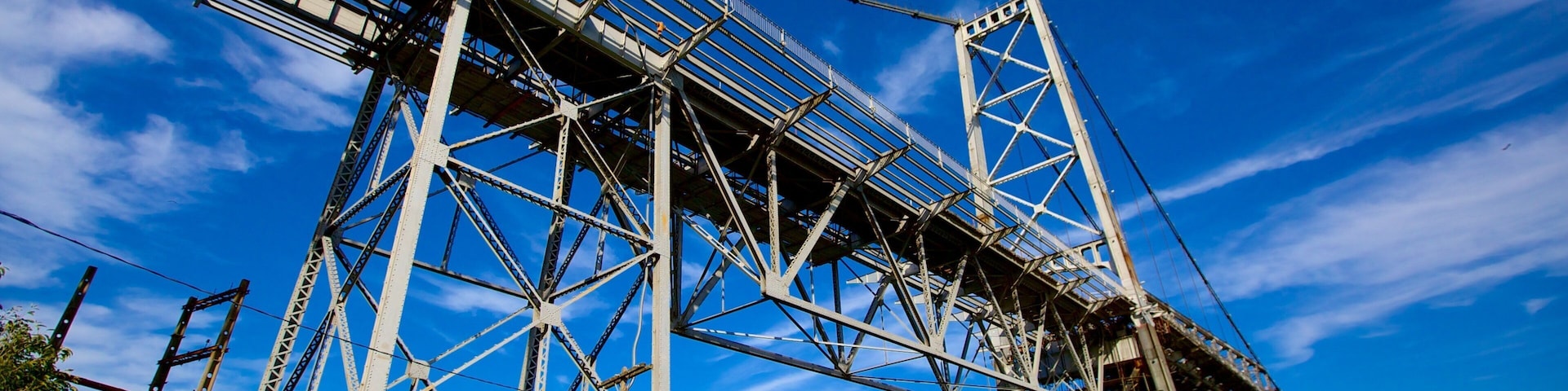 Puente Hercilio Luz mostrando un puente