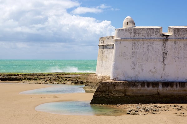 Fort of the Three Kings qui includes plage, vues littorales et patrimoine historique