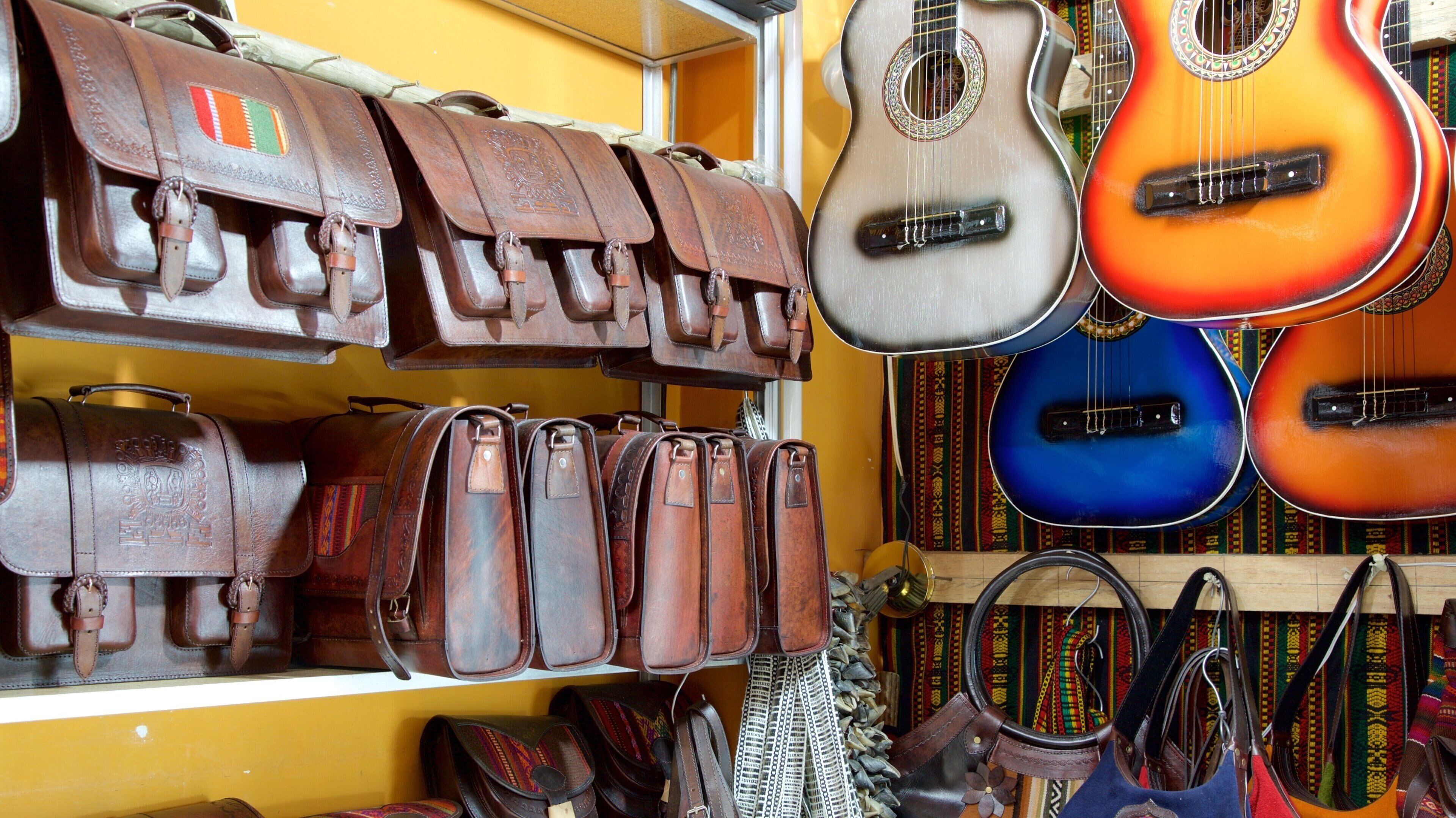 Witches\' Market which includes markets