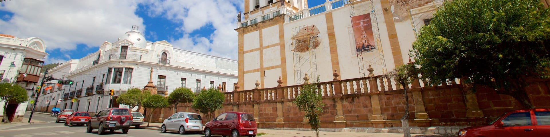 Sucre Cathedral showing a city