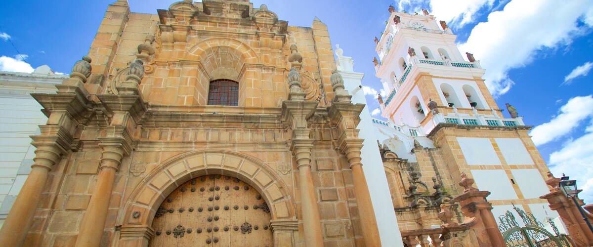 Sucre Cathedral featuring heritage architecture