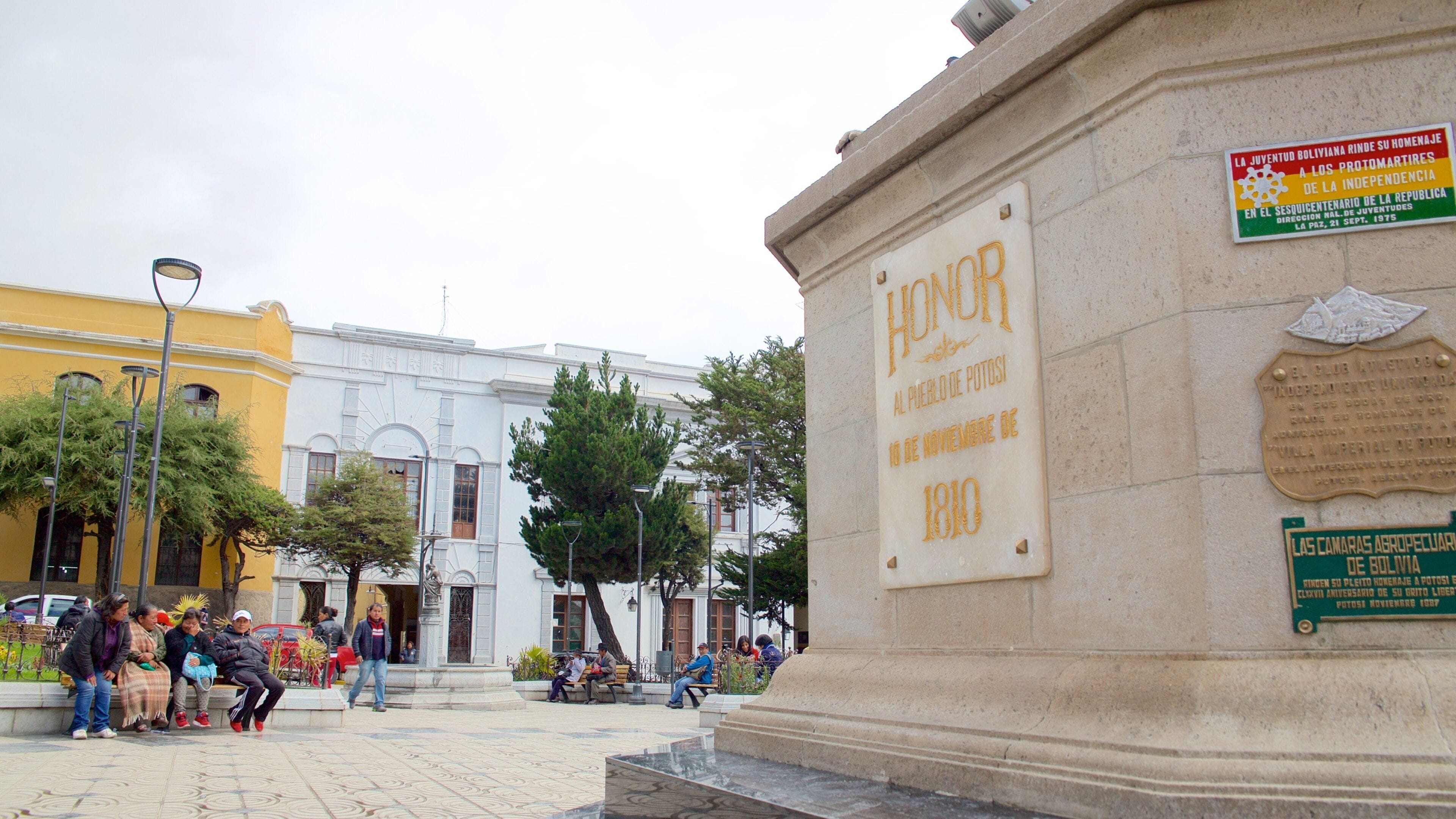 Potosi which includes signage and a city