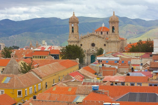 Cerro Rico montrant ville