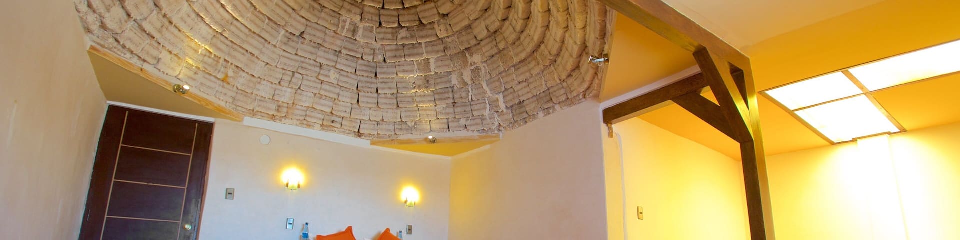 Salar de Uyuni showing interior views