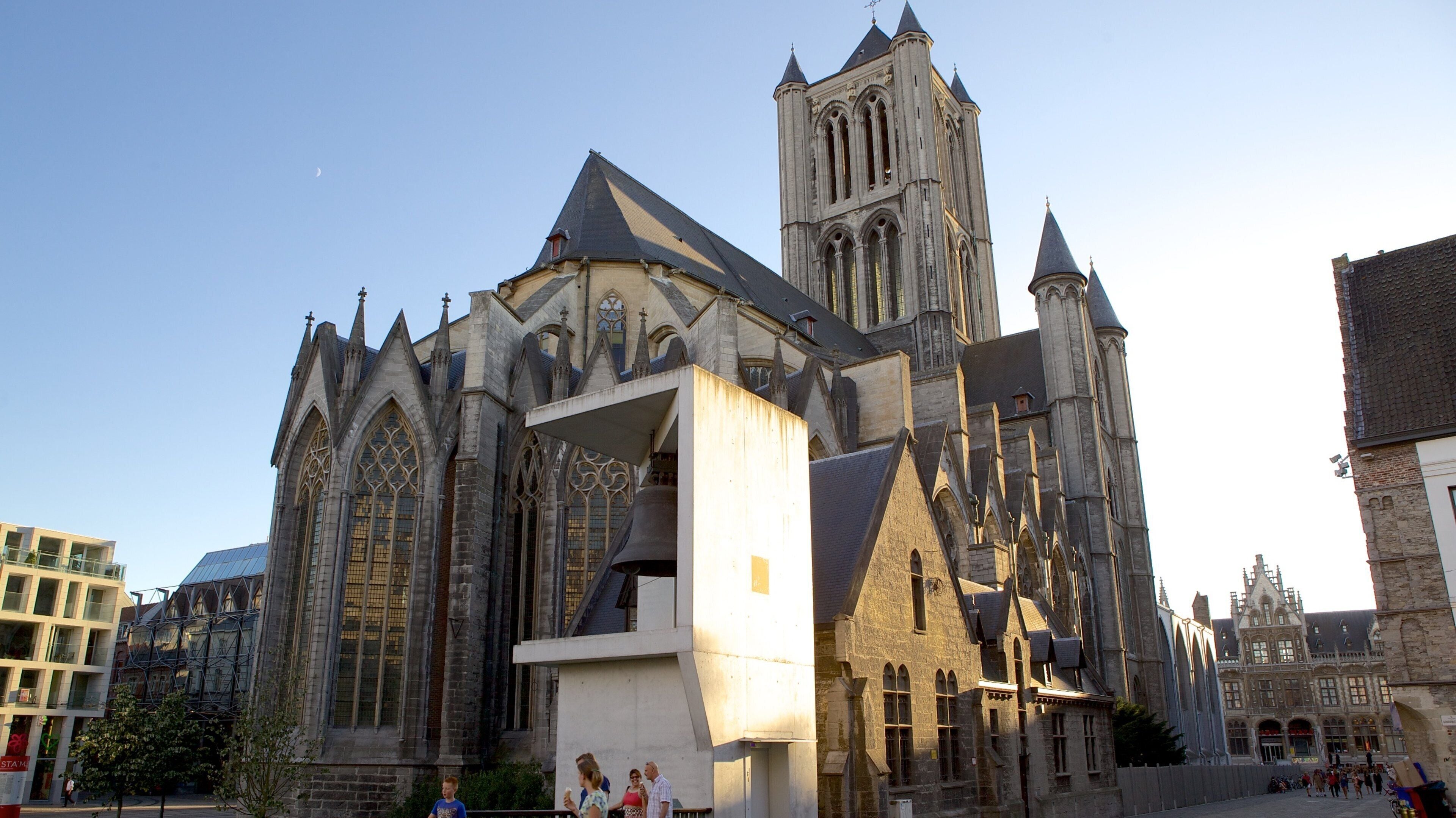 St. Nicholas\' Church featuring heritage architecture, religious elements and a church or cathedral