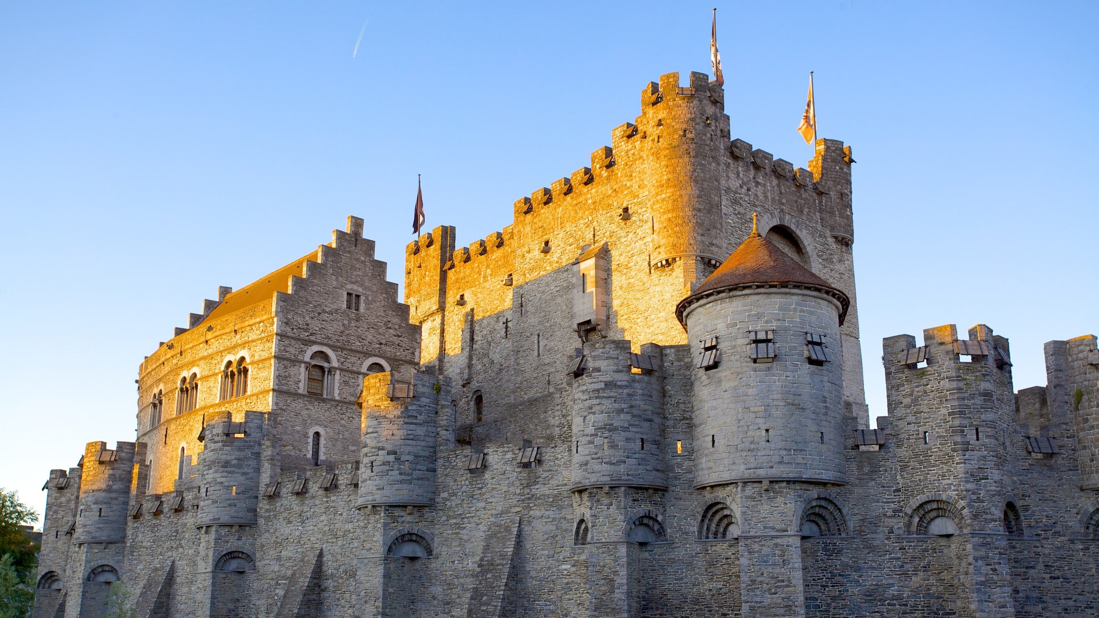 Gravensteen featuring heritage architecture and a castle