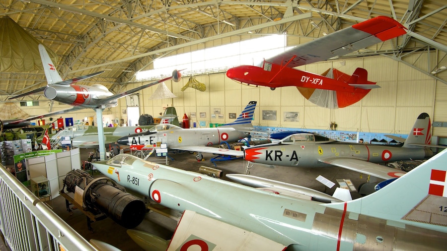 防衛要塞博物館 其中包括 內部景觀 和 航機