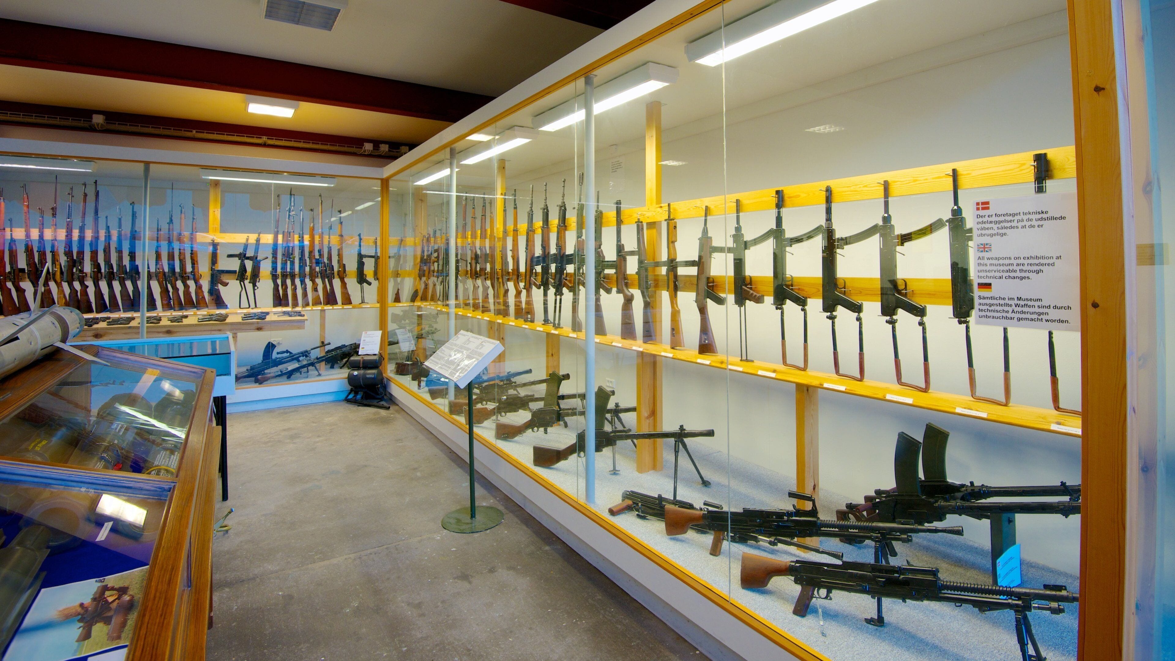 Forsvars- og Garnisonsmuseet og byder på interiør