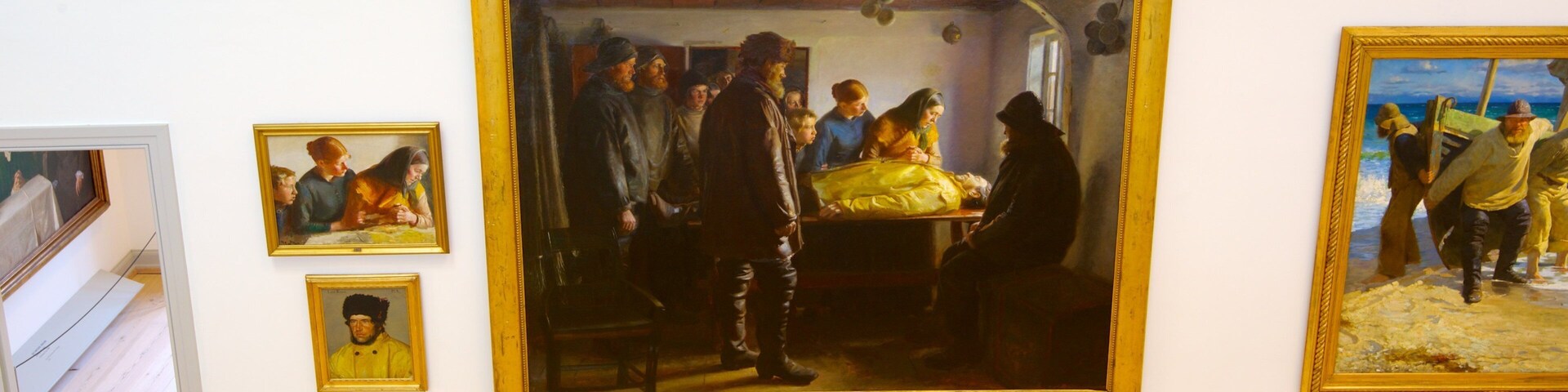 Skagens Museum featuring interior views and art