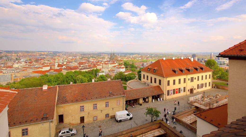 Castillo Spilberk que incluye una ciudad