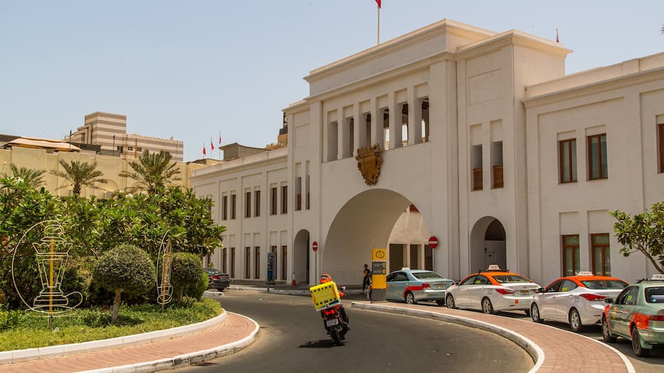 Bab Al Bahrain
