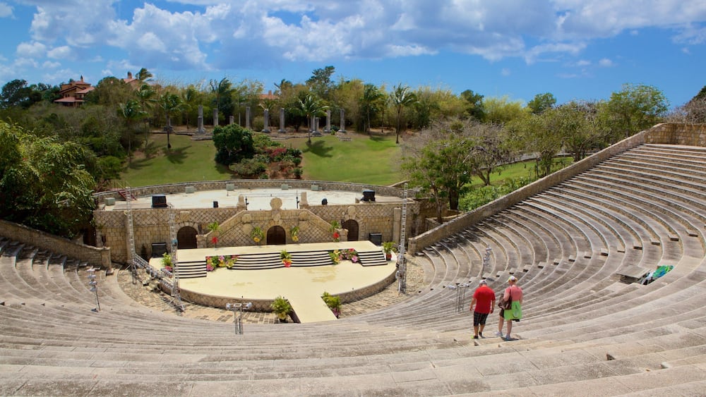 Altos de Chavon Amphitheater which includes theatre scenes
