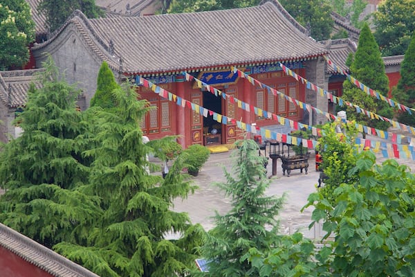 Xi\'an City Walls showing a temple or place of worship and religious elements