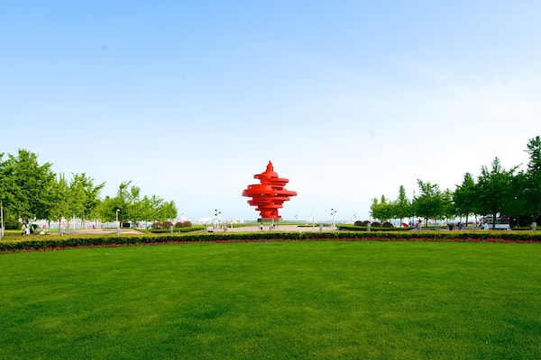 May Fourth Square featuring outdoor art and a park