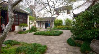 Tuin van de Nederige Bestuurder - Zhuozheng Yuan toont een tuin en een huis