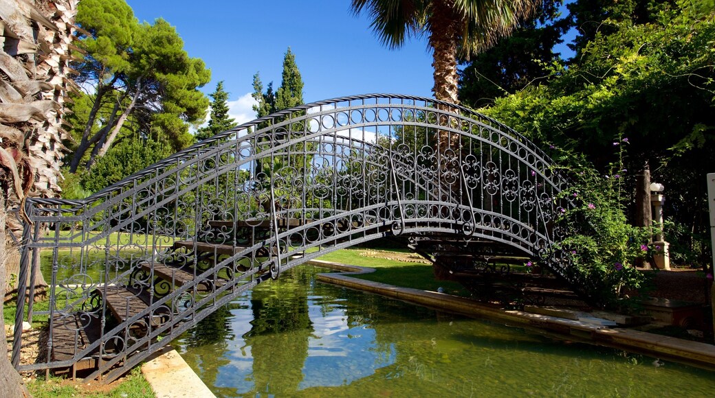 성 카타리나 을 보여주는 다리 과 연못