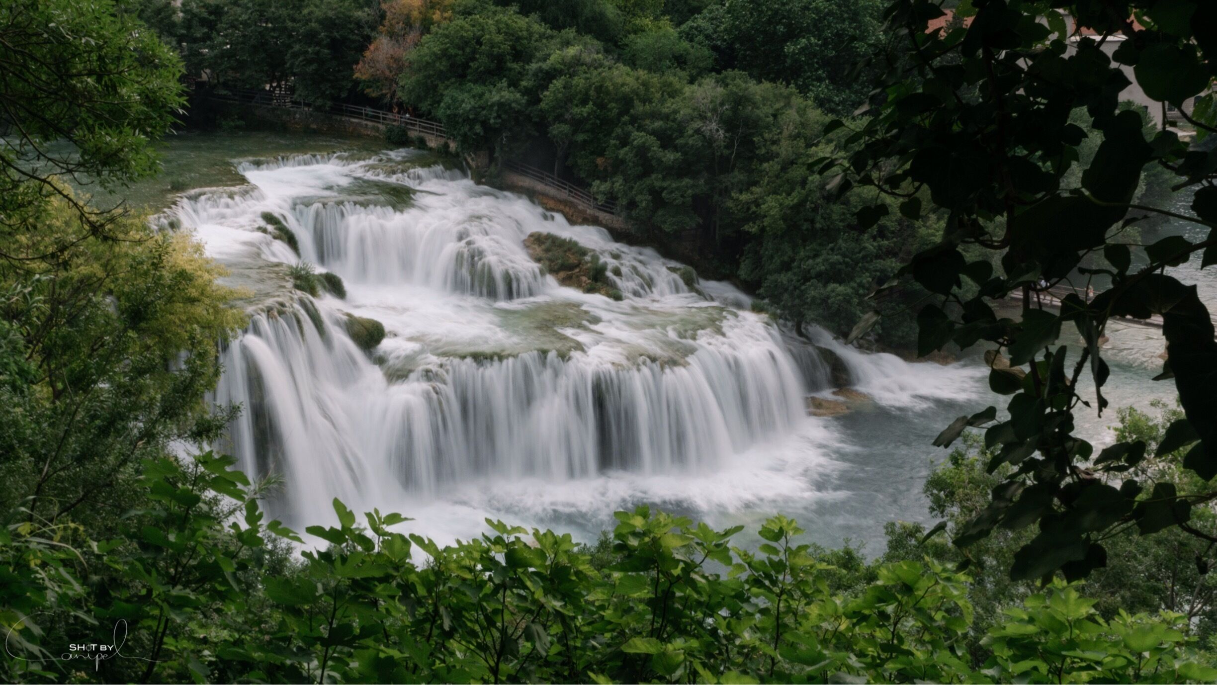 Lovely waterfalls in the Krka National Park. Beat the crowds by going early. Great place for taking long exposure water-shots! #photography #nationalpark #croatia #waterfalls #waterlust