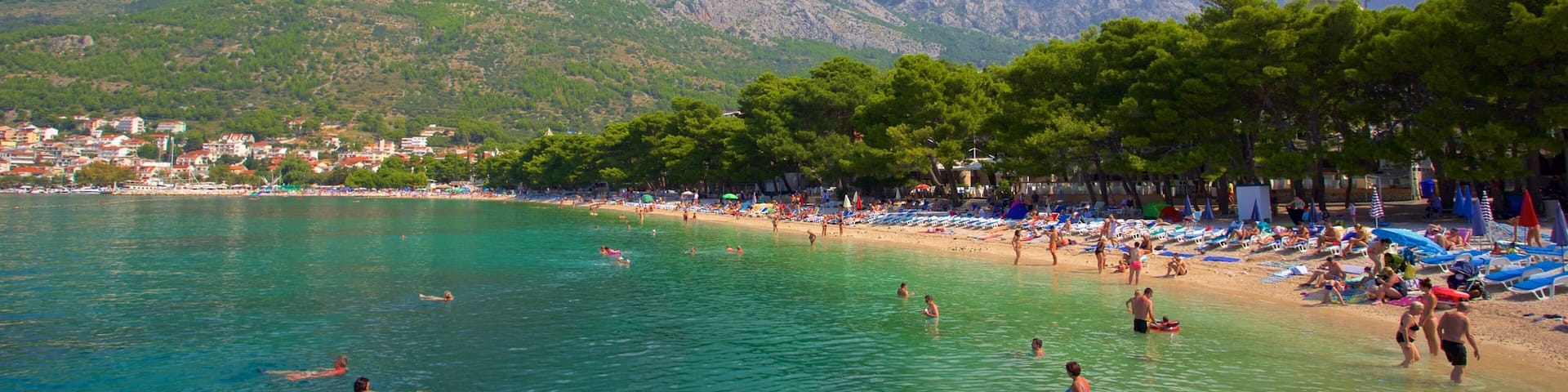 Baska Voda Beach which includes a pebble beach and mountains
