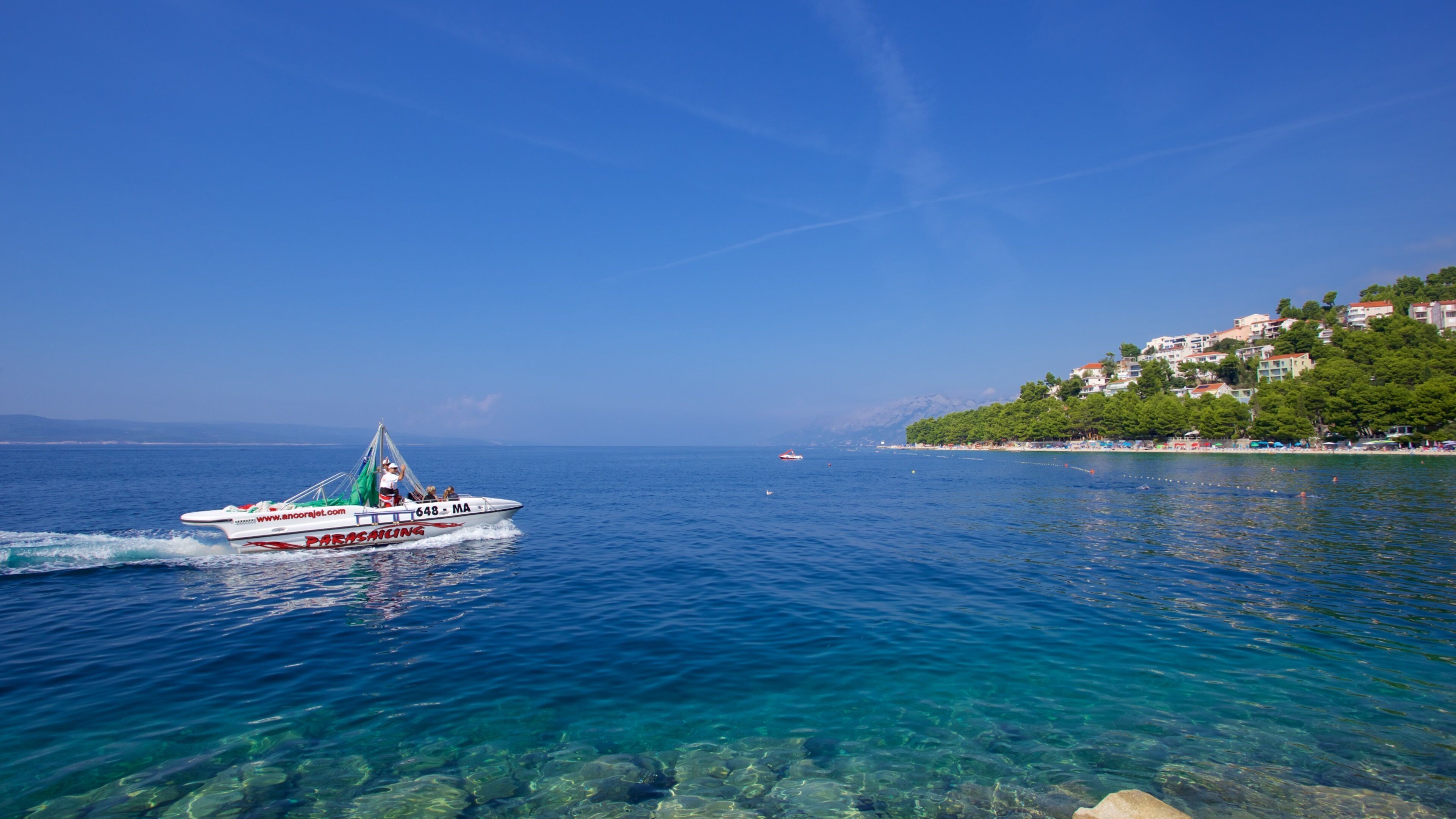 Baska Voda Beach which includes general coastal views and boating