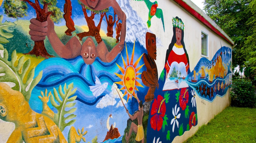 Rarotonga showing outdoor art
