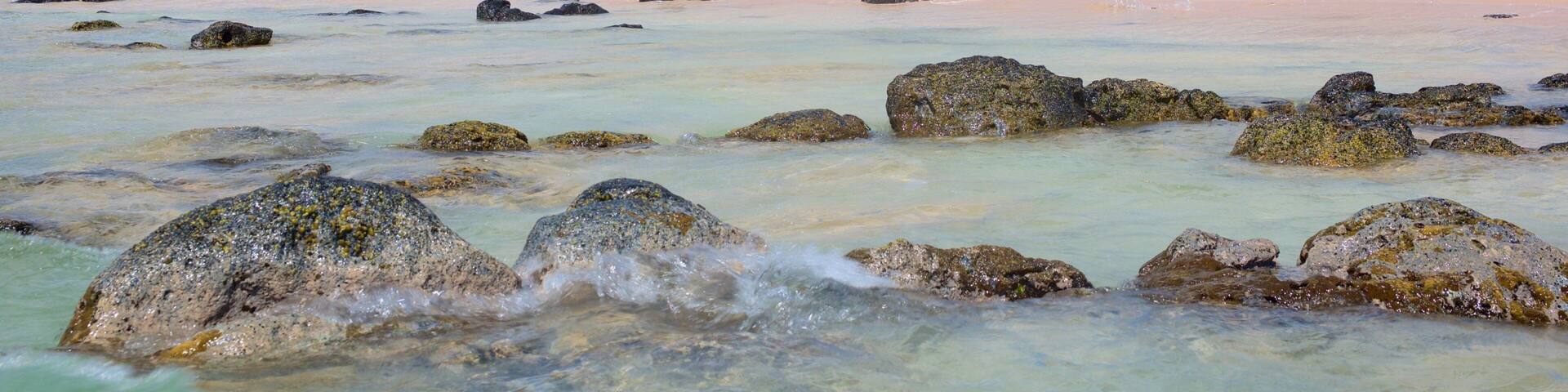 Anakena Beach which includes a sandy beach