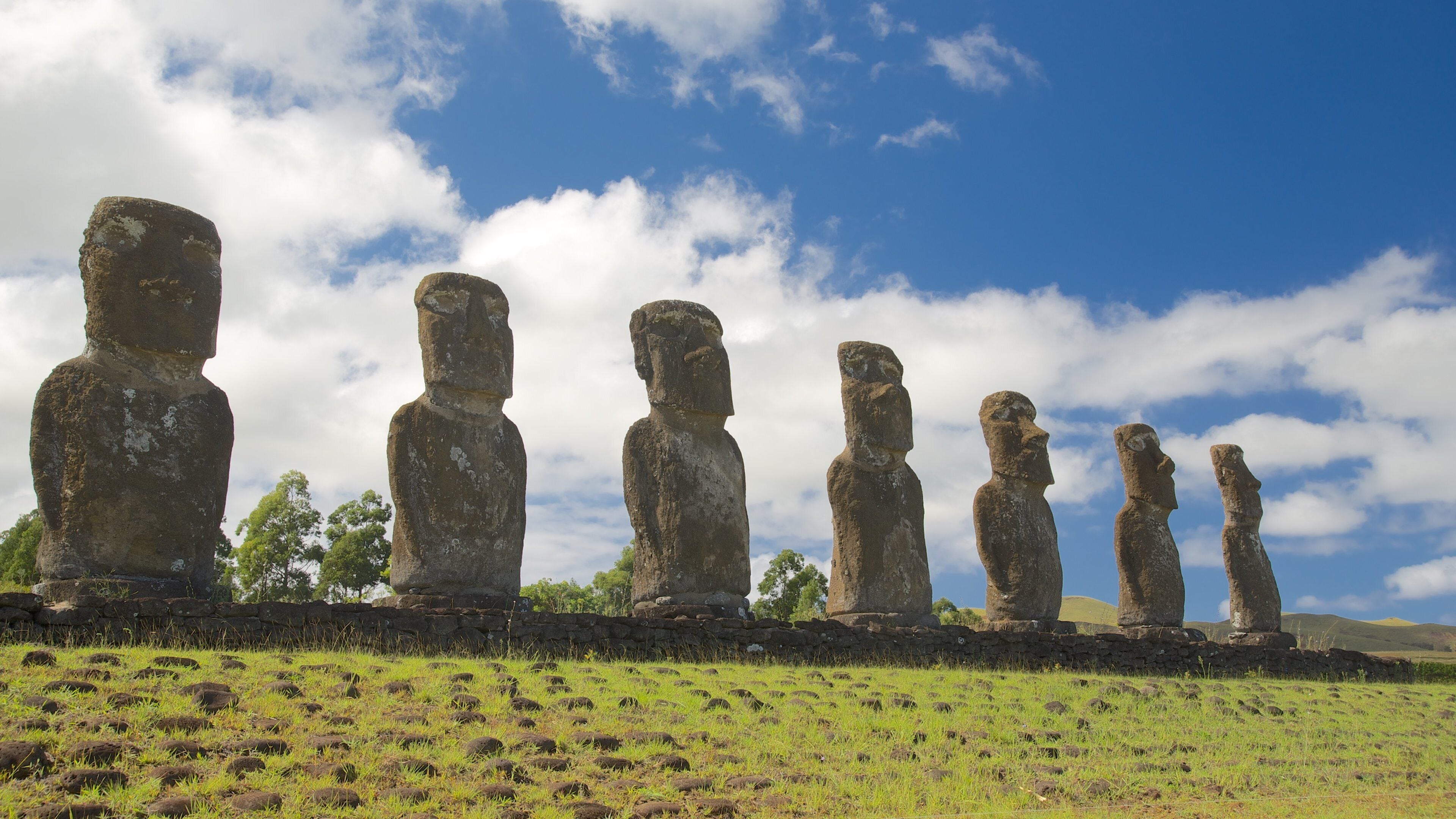 Ahu Akivi which includes heritage elements and a statue or sculpture