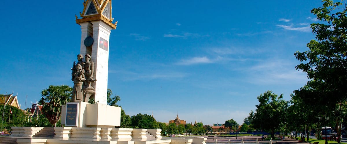 Cambodia-Vietnam Friendship Monument featuring a monument and a park