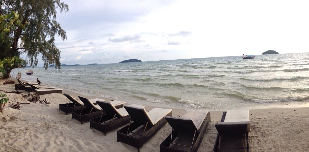 Place on otres beach named Mary. The best of all bars. Nice music and food. Get "Mary sandwich"!)