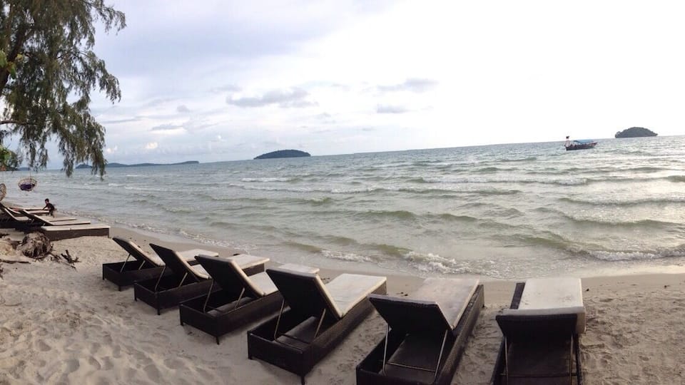 Place on otres beach named Mary. The best of all bars. Nice music and food. Get "Mary sandwich"!)