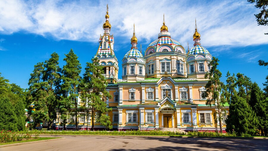 Katedral Almaty