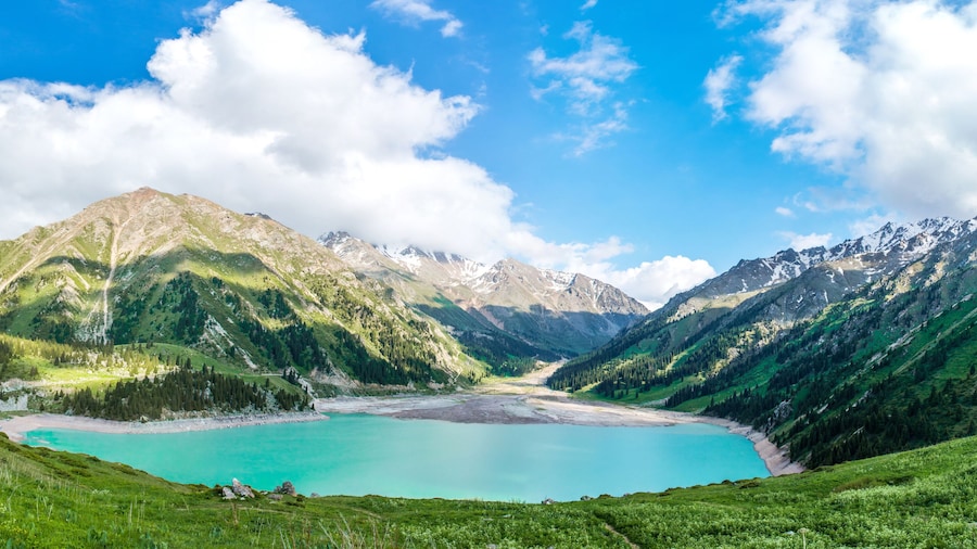 Danau Besar Almaty