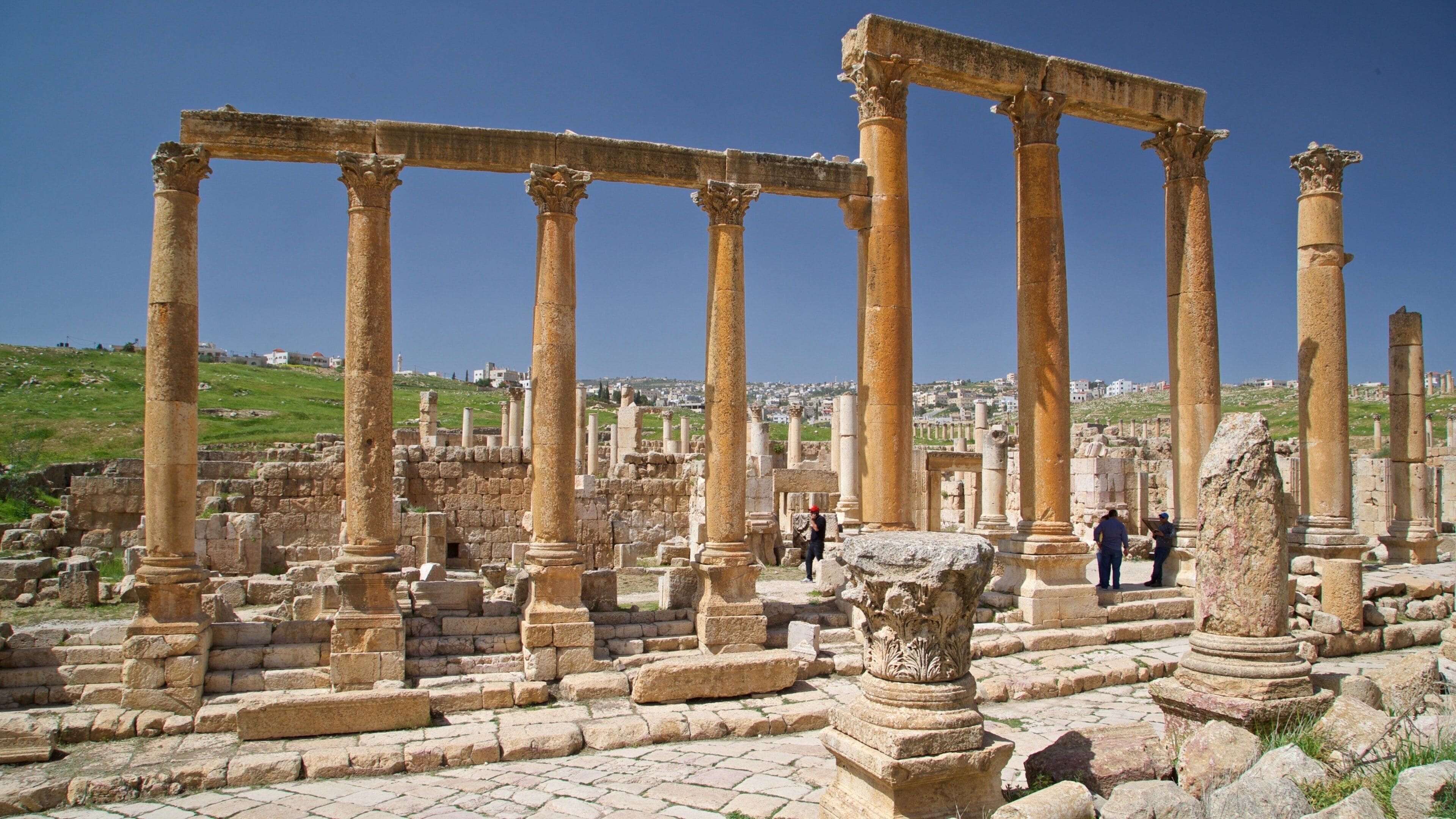 Jerash Archaeological Museum showing a ruin and heritage architecture