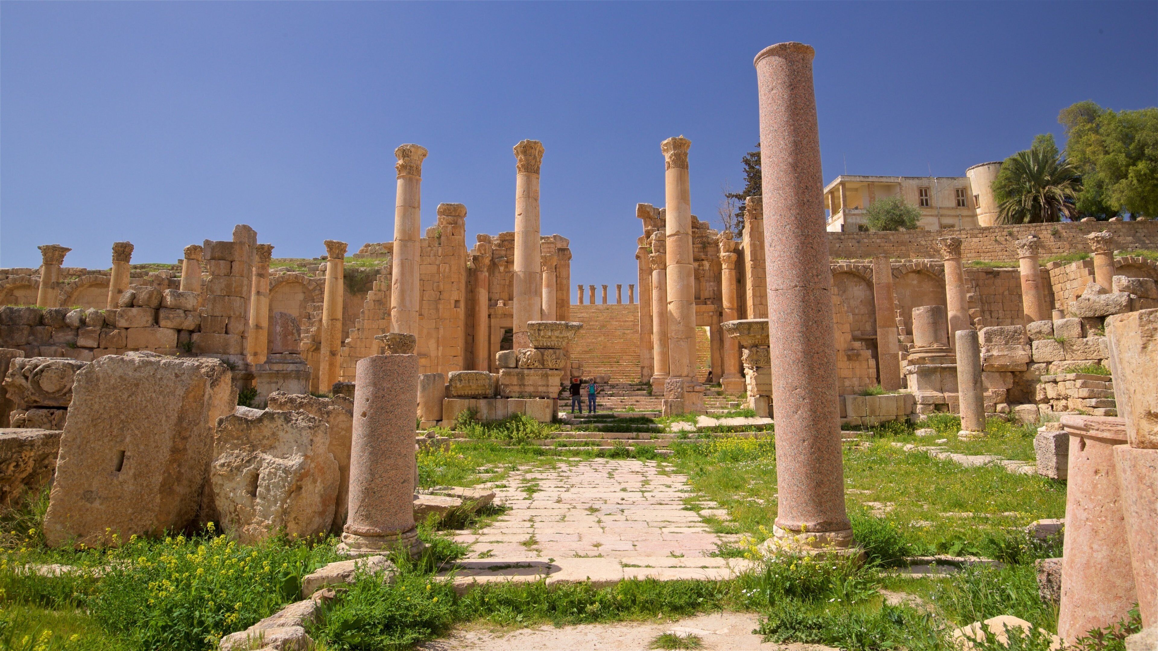 พิพิธภัณฑ์โบราณคดี Jerash ซึ่งรวมถึง มรดกวัฒนธรรม และ ซากปรักหักพัง