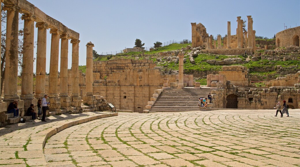 Oval Forum som omfatter bygningsruiner og kulturarvsgenstande