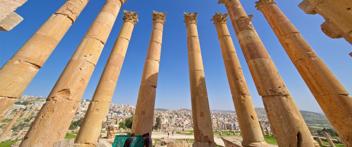 Jerash Temple of Artemis which includes heritage architecture