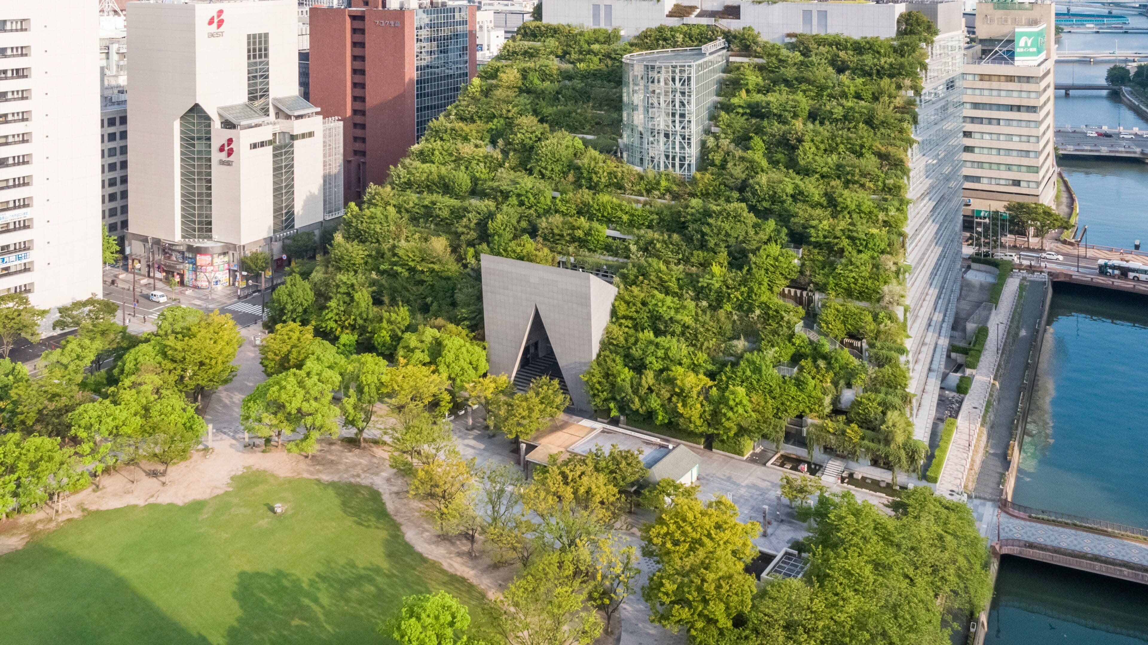 Gedung Simfoni Acros Fukuoka