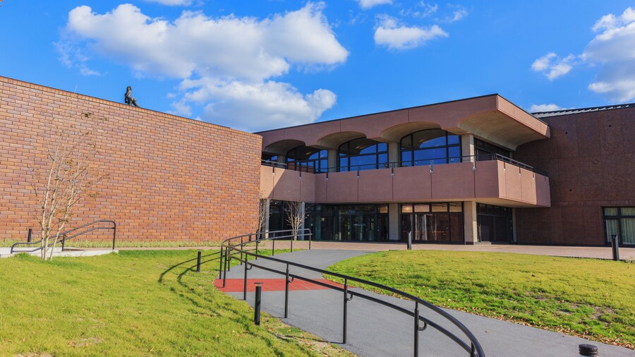 Fukuoka_FukuokaArtMuseum_6101996_01 1