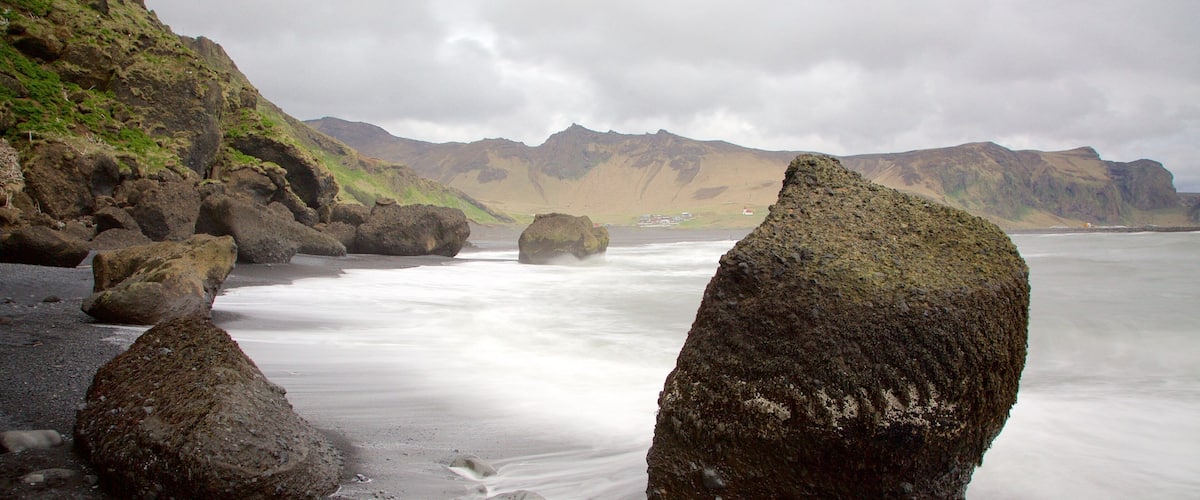 Biển Đen có tính năng bờ biển lởm chởm