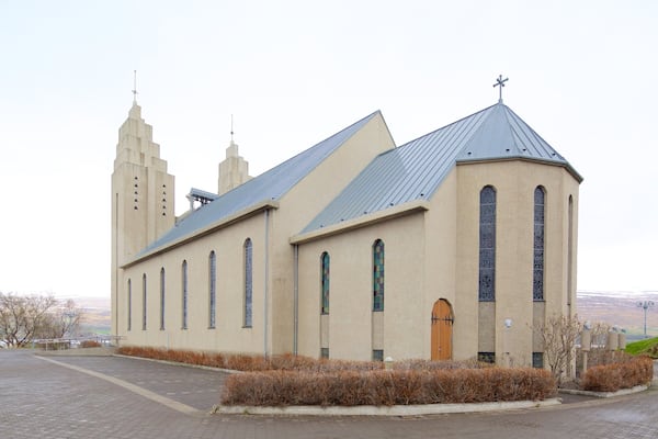 Eglise d\'Akureyri mettant en vedette église ou cathédrale