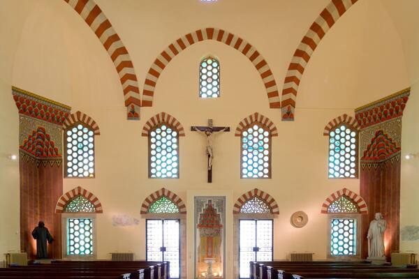 Mosque of Gazi Kaszim Pasha featuring interior views, a mosque and religious aspects