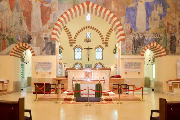 Mosque of Gazi Kaszim Pasha mit einem Innenansichten, religiöse Elemente und Moschee