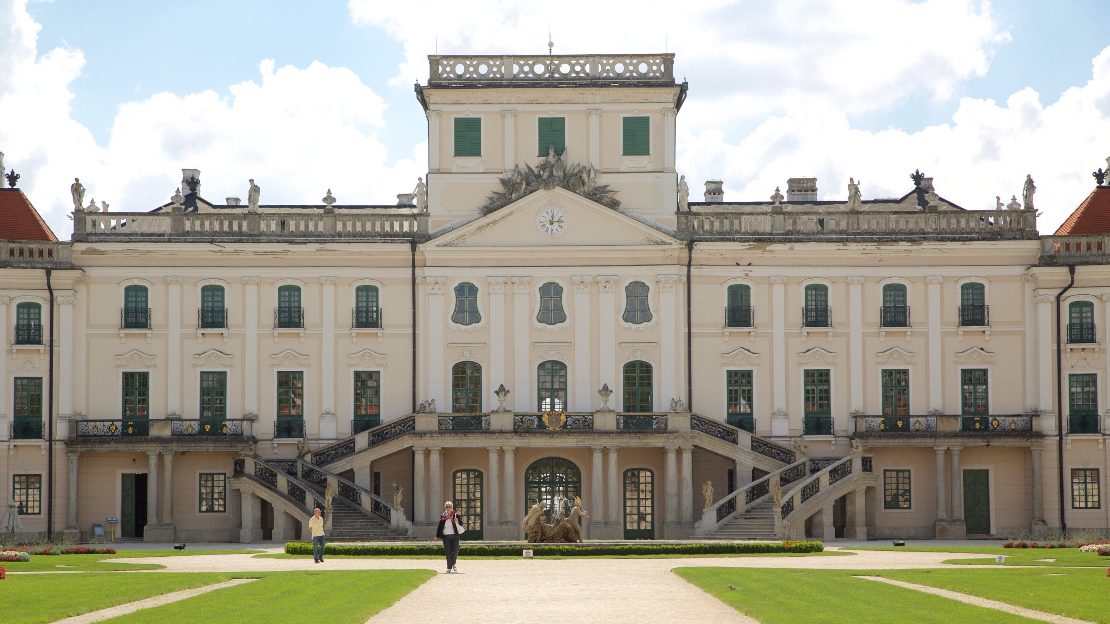 Esterhazy Palace featuring a fountain, a castle and heritage architecture