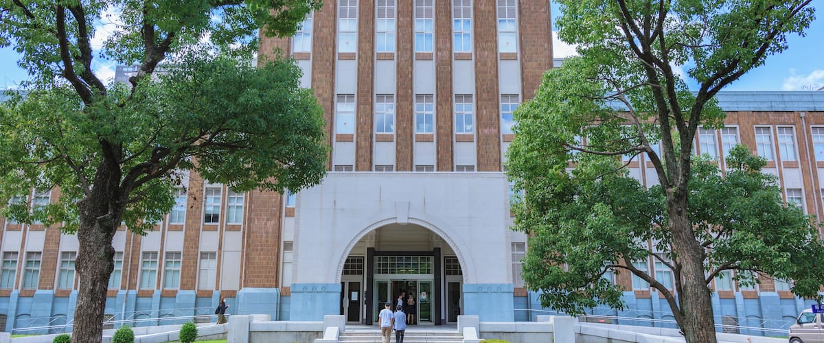 Fukuoka_KyushuUniversity_6102442