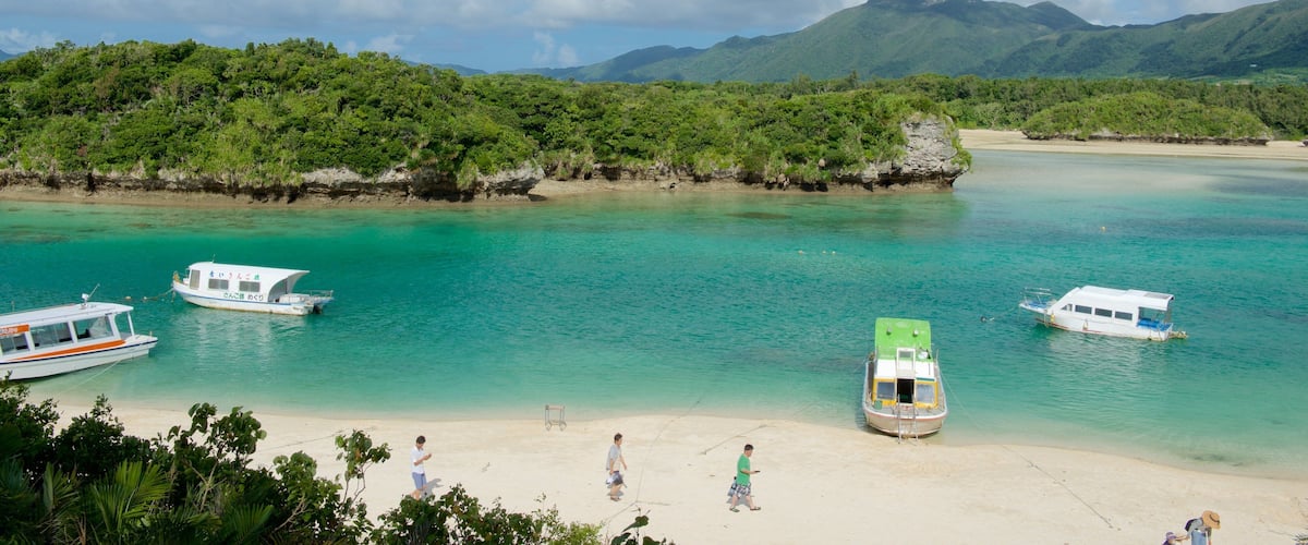 Kabira Bay Beach featuring a beach and boating