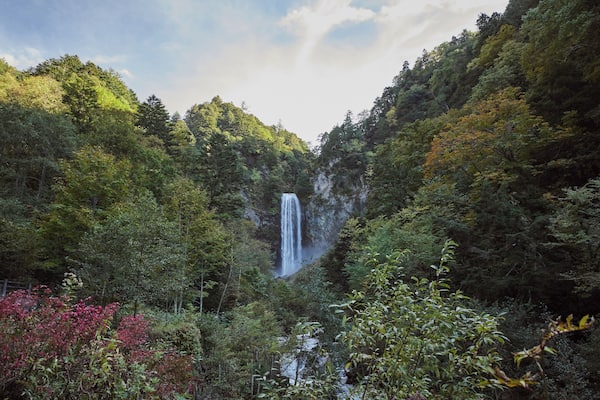 Takayama_HirayuWaterfall_6102554_02