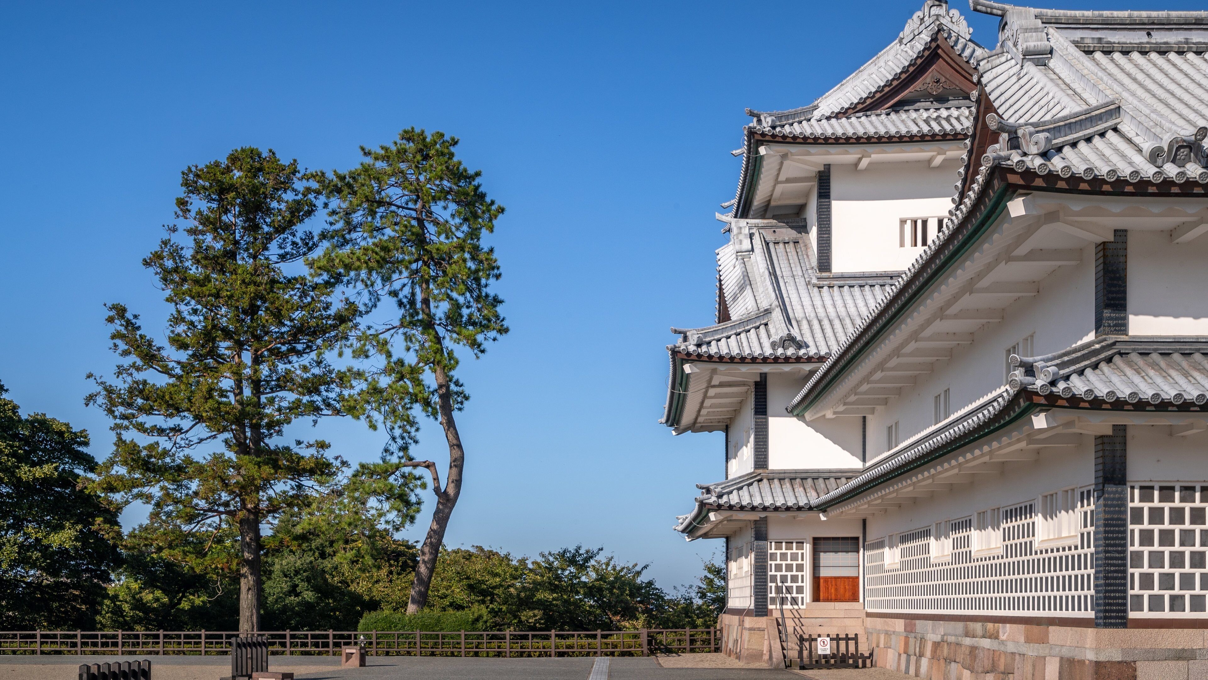 Kanazawa Castle showing heritage architecture