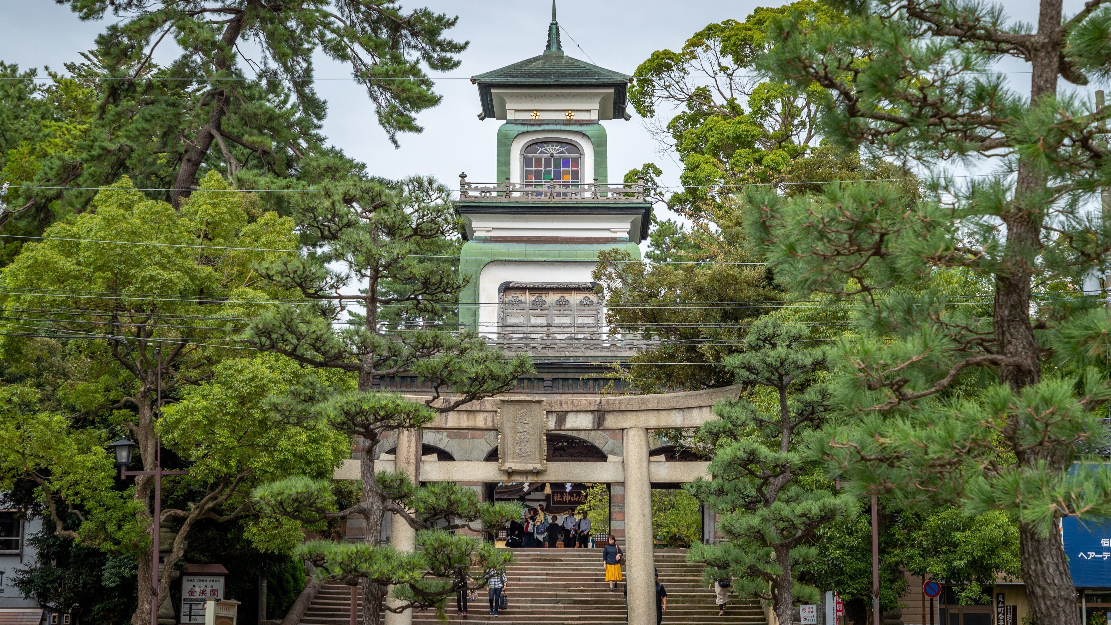 Oyama Shrine which includes heritage architecture