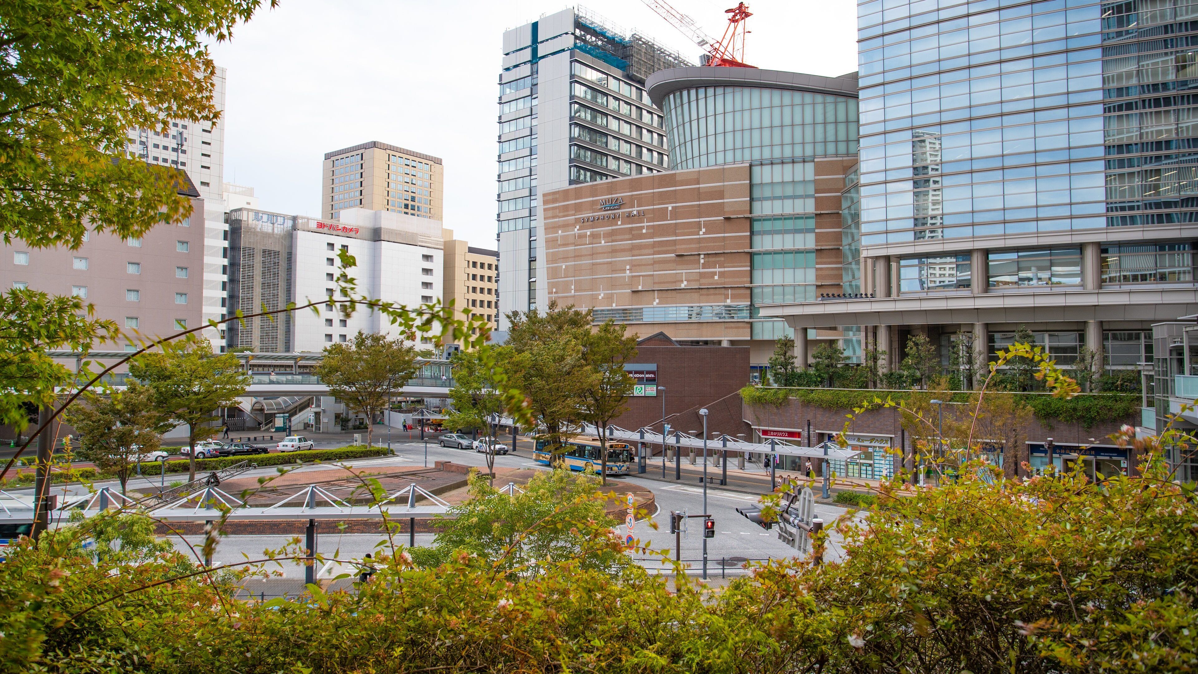 Muza Kawasaki Symphony Hall showing a city
