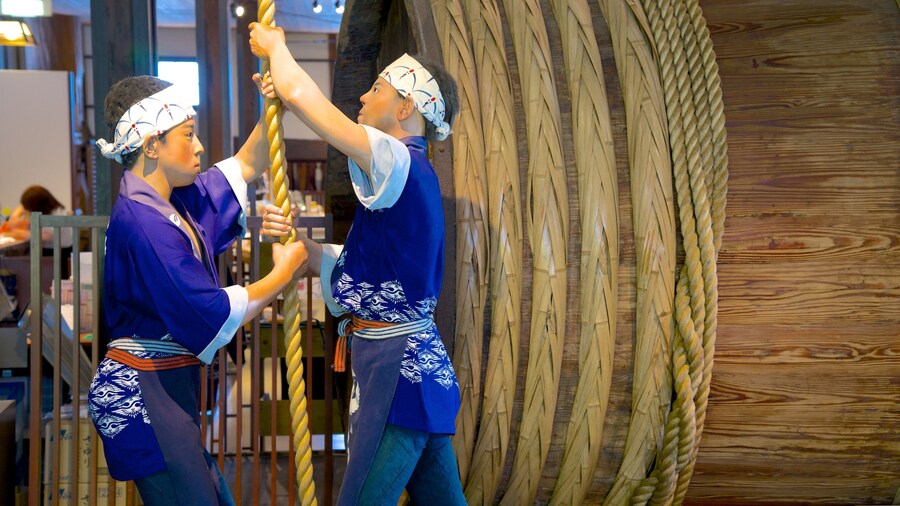 Hakutsuru Sake Bryggerimuseum og byder på interiør