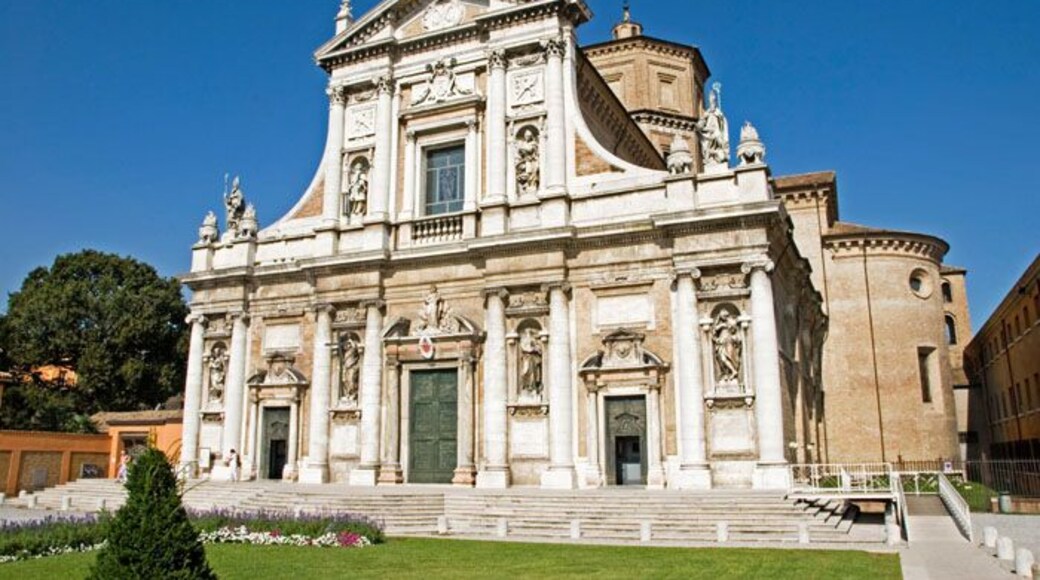 ディアマンティ宮殿